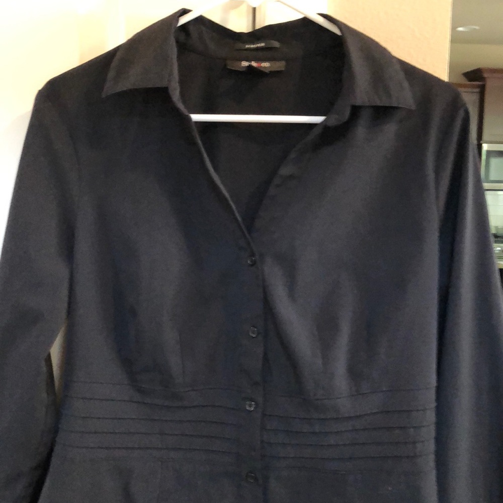 Stretch button down top - Picture 3 of 7